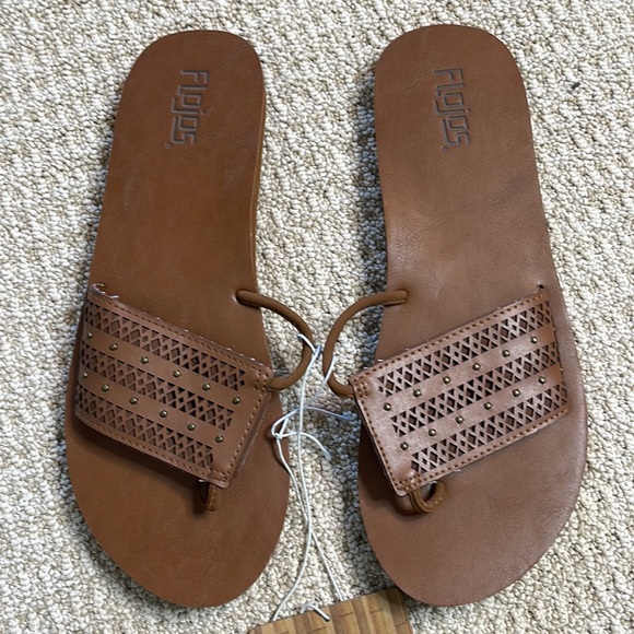 FLOJOS LEAH HALF SLIDE STUDDED LEATHER THONG SANDALS **NWT** - Picture 2 of 10